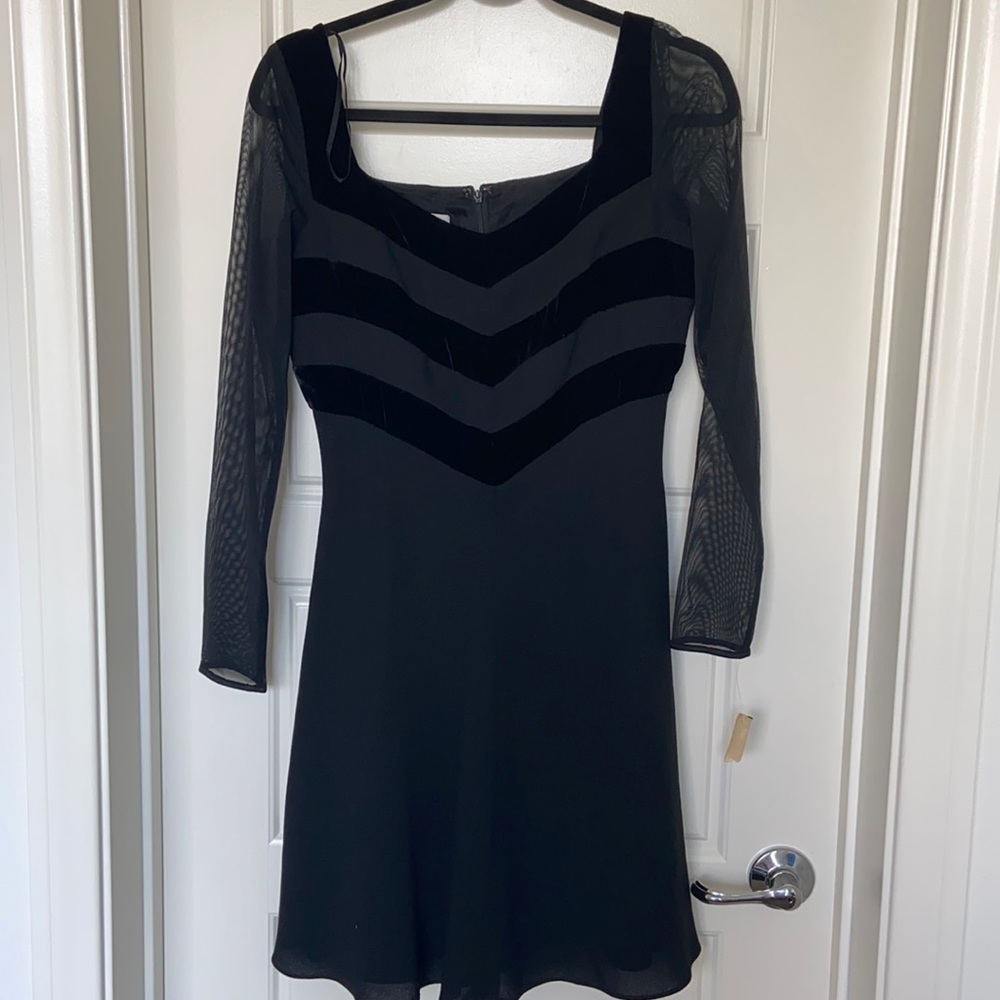 Kay Unger evening black dress.